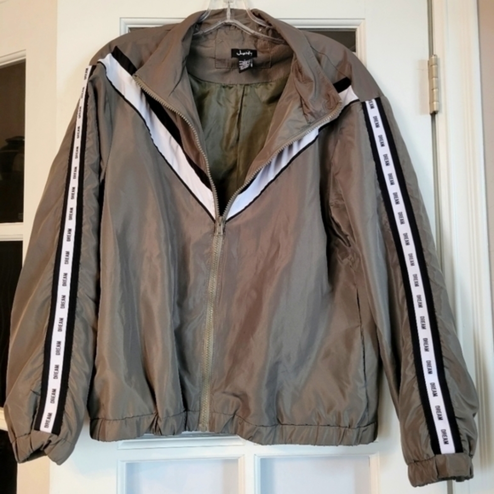 Justify lightweight zip up street wear‎ jacket size large
